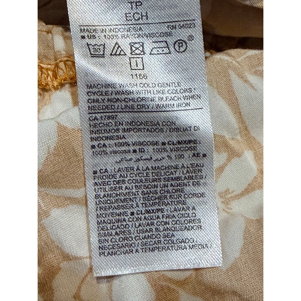 3 for $9 Old Navy Yellow white summer romper xs - Picture 7 of 7